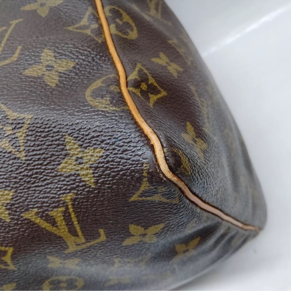 Louis Vuitton Keepall 55 - Picture 4 of 9